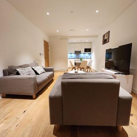 Kaf Luxury Apartment ロンドン エクステリア 写真