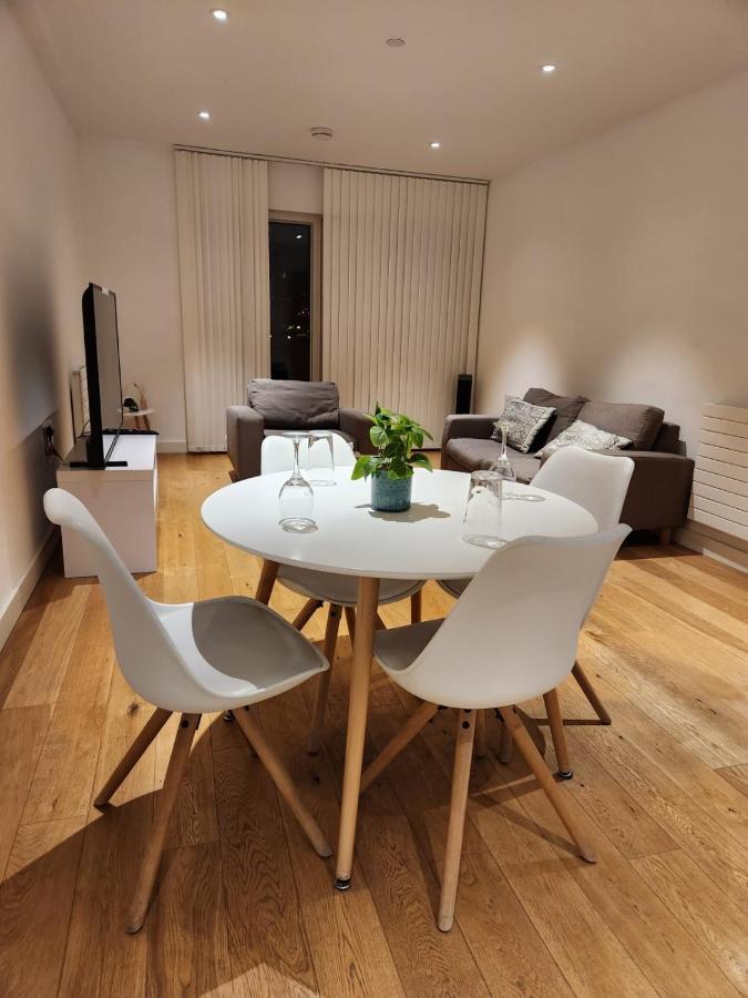Kaf Luxury Apartment ロンドン エクステリア 写真