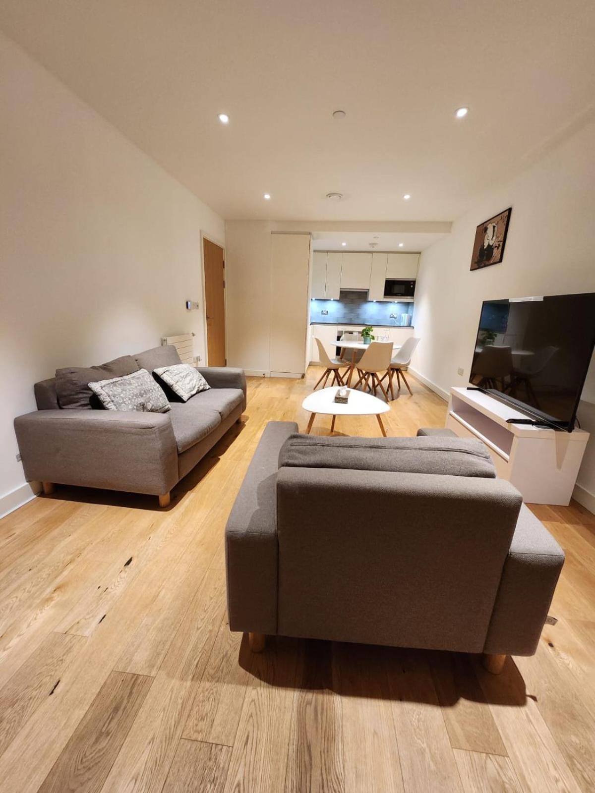 Kaf Luxury Apartment ロンドン エクステリア 写真