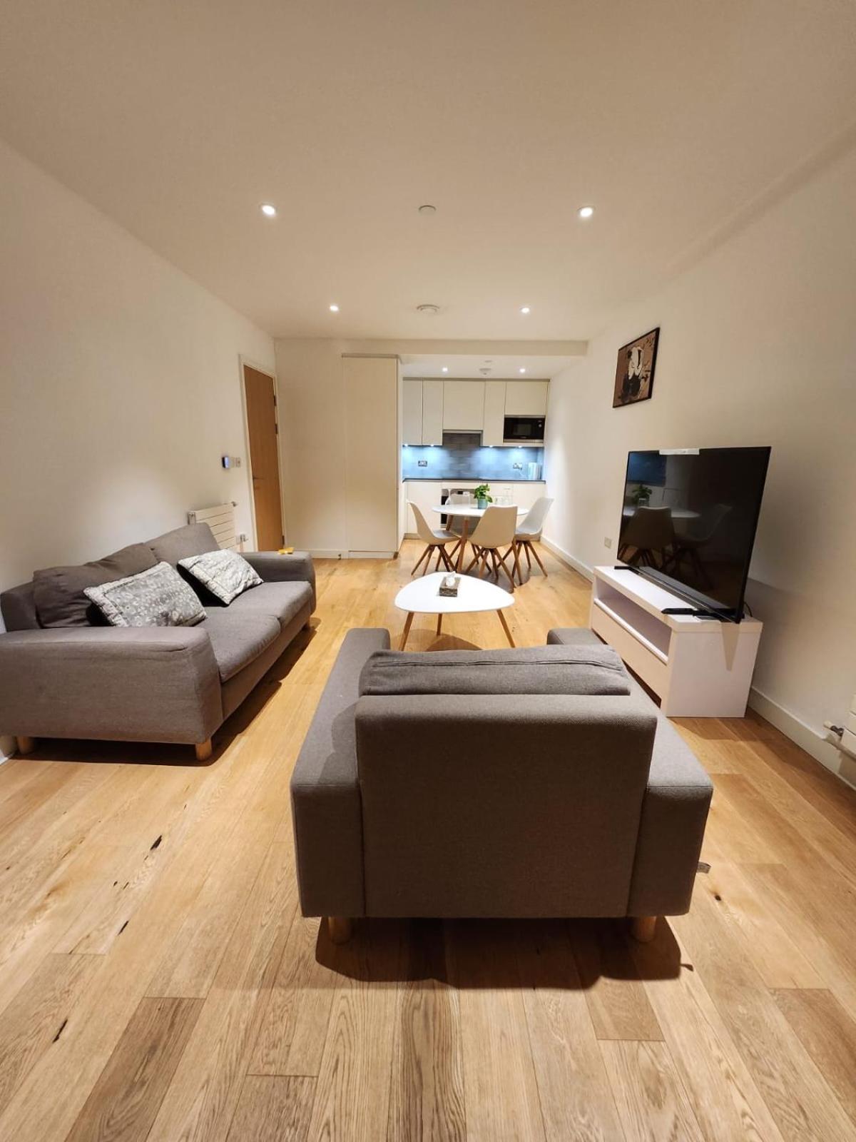 Kaf Luxury Apartment ロンドン エクステリア 写真