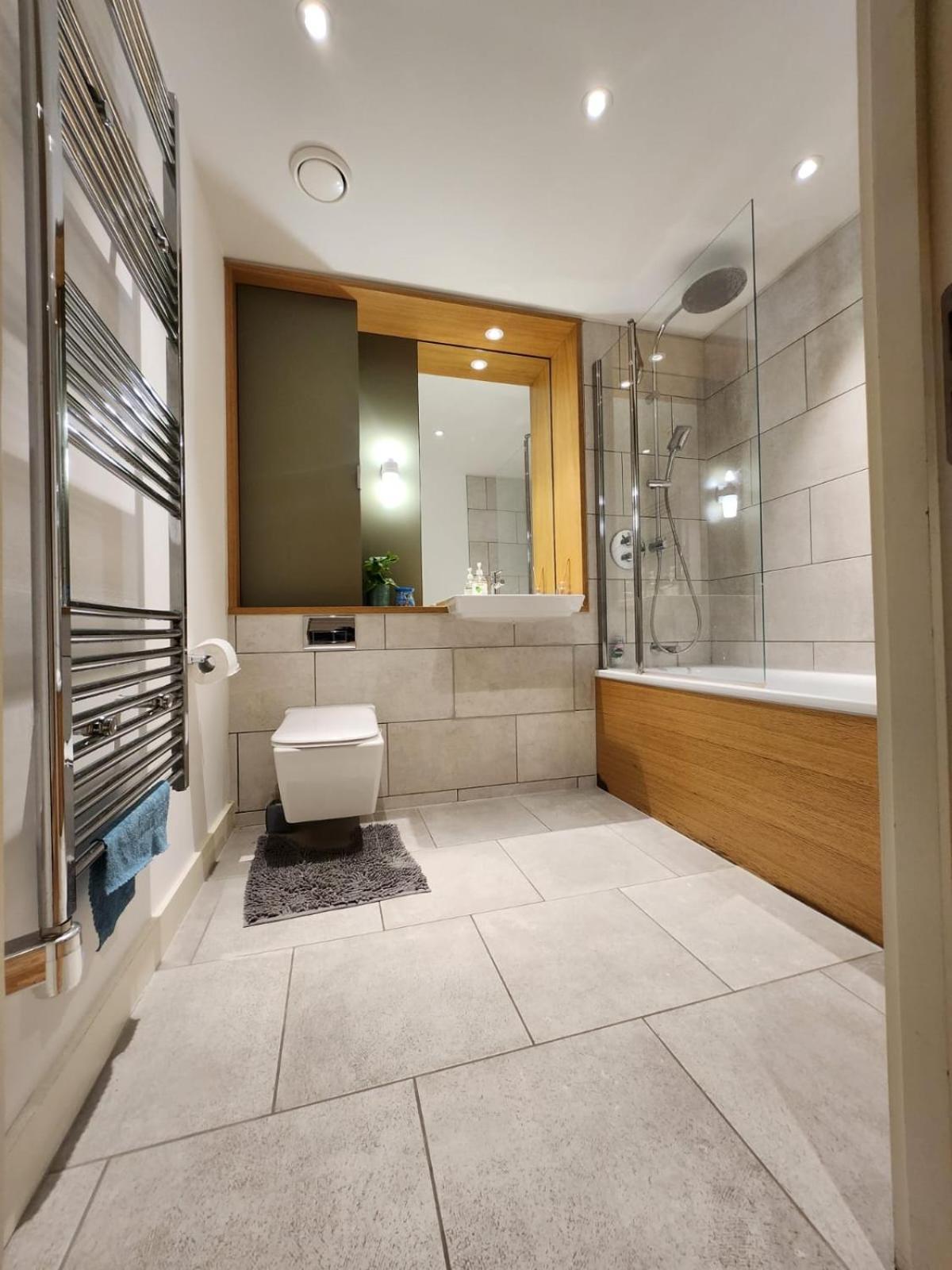 Kaf Luxury Apartment ロンドン エクステリア 写真